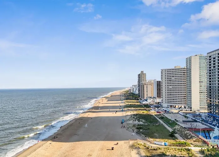 Ocean Front 2 Bedroom At The Capri W Indoor And Outdoor Pool, Tennis Courts, Gym And More! Apartment