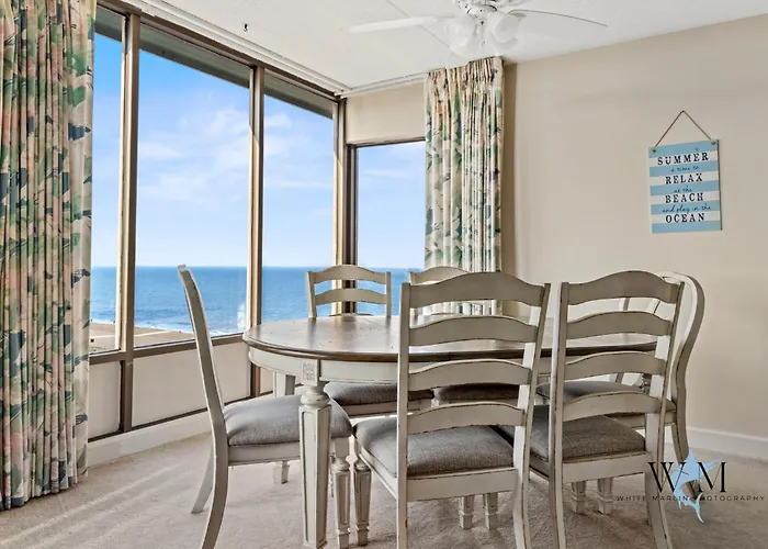 Ocean Front 2 Bedroom At The Capri W Indoor And Outdoor Pool, Tennis Courts, Gym And More! Ocean City