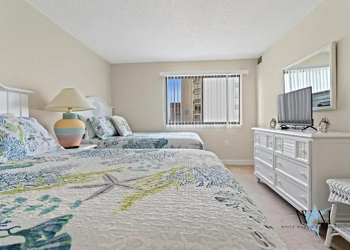 Apartment Ocean Front 2 Bedroom At The Capri W Indoor And Outdoor Pool, Tennis Courts, Gym And More! *
