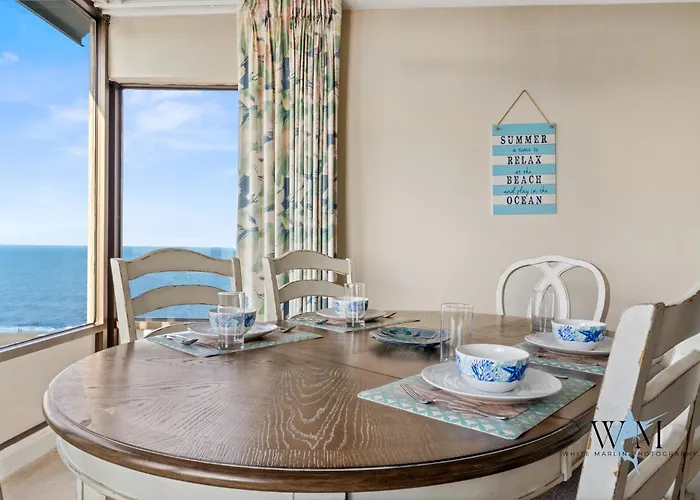 Ocean Front 2 Bedroom At The Capri W Indoor And Outdoor Pool, Tennis Courts, Gym And More! Ocean City