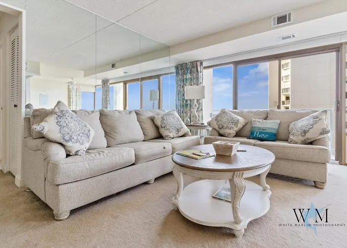 Ocean Front 2 Bedroom At The Capri W Indoor And Outdoor Pool, Tennis Courts, Gym And More! Apartment Ocean City